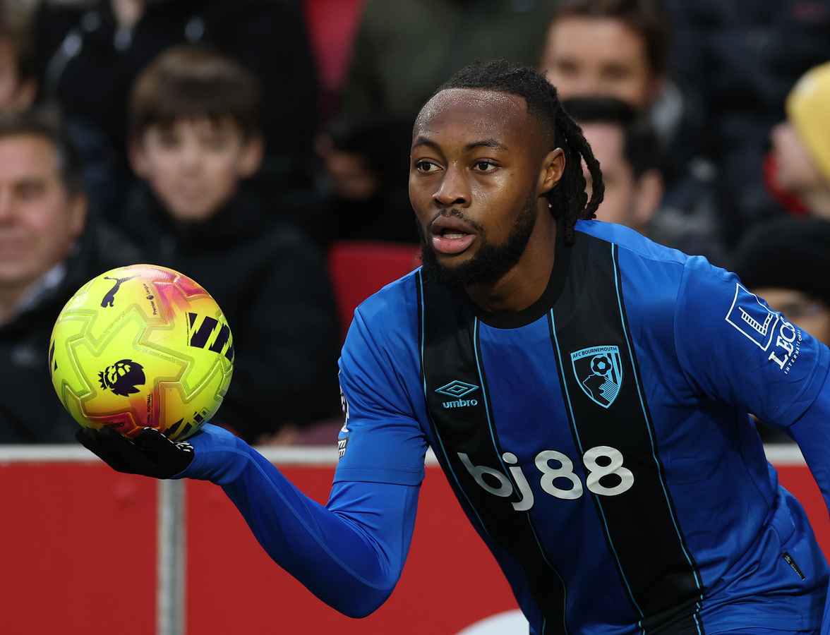 Antoine Semenyo in action for Bournemouth, amid reports of an immediate January transfer to Manchester City.