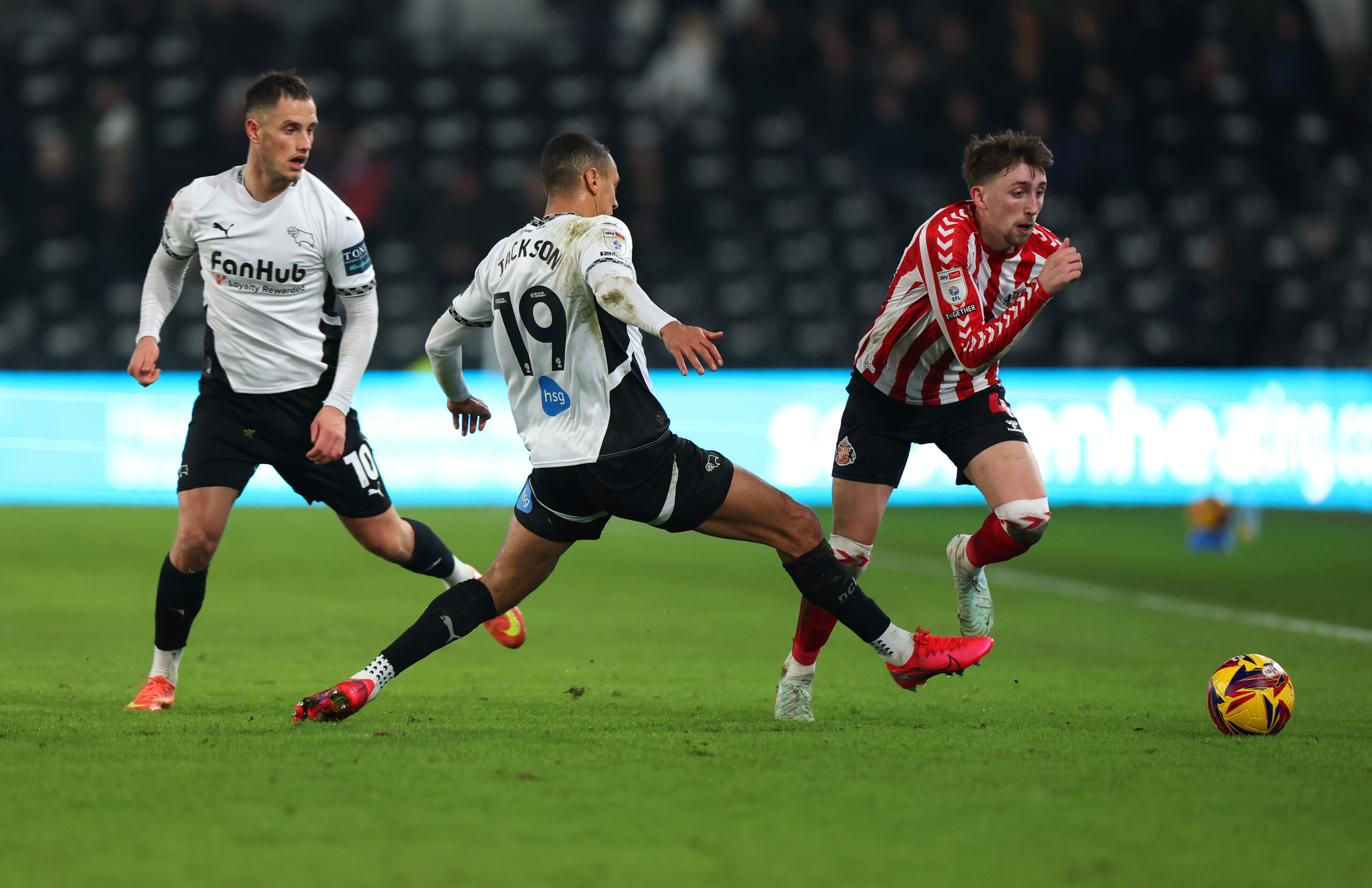 Rangers target Neil in action for Sunderland