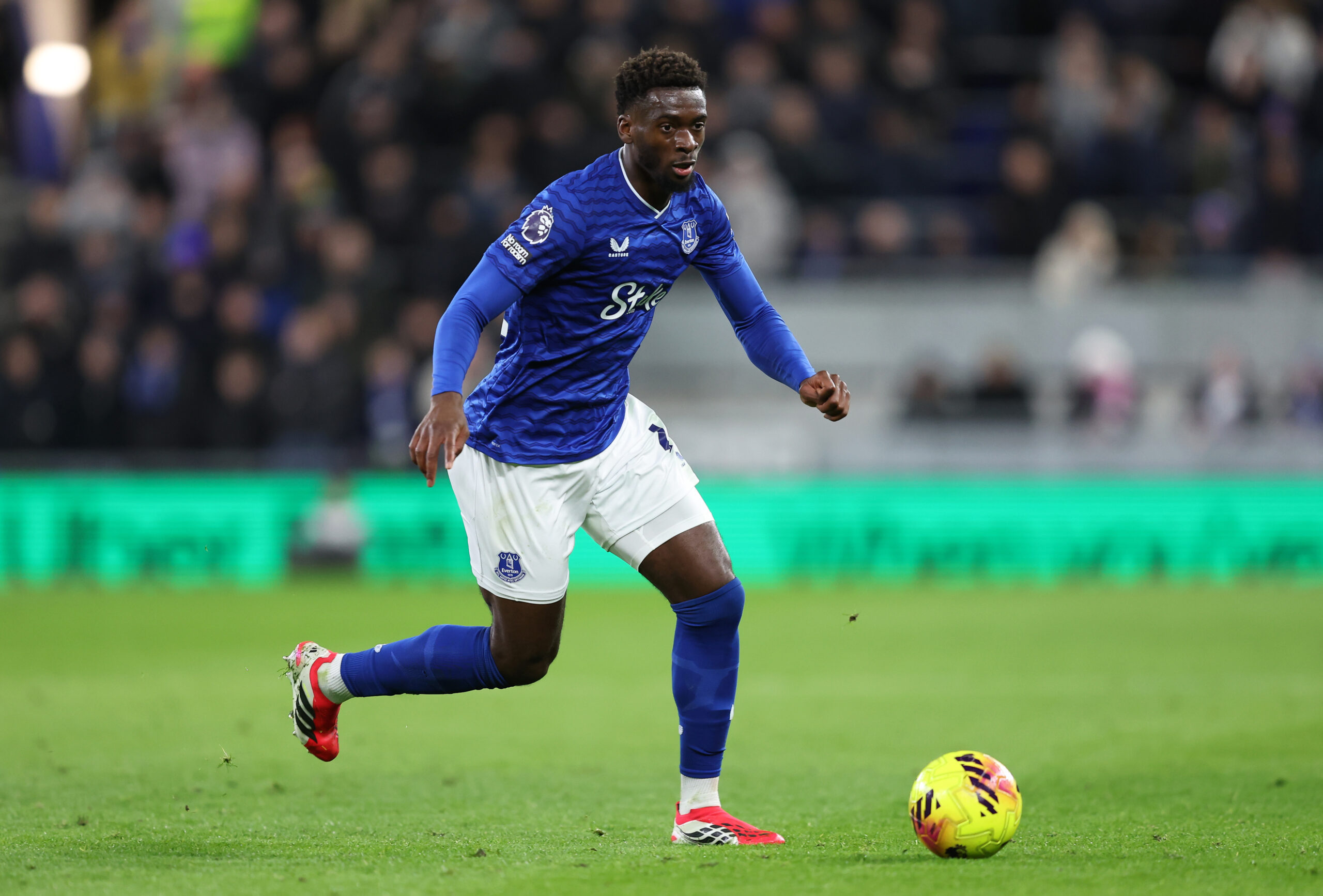 Lazio Circle Everton Midfielder As Toffees Overprice Their Forward