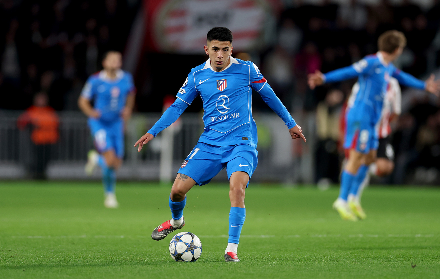 Aston Villa eye €25m Thiago Almada transfer. Emery targets Atletico star to boost attack. Read our full analysis on the deal.