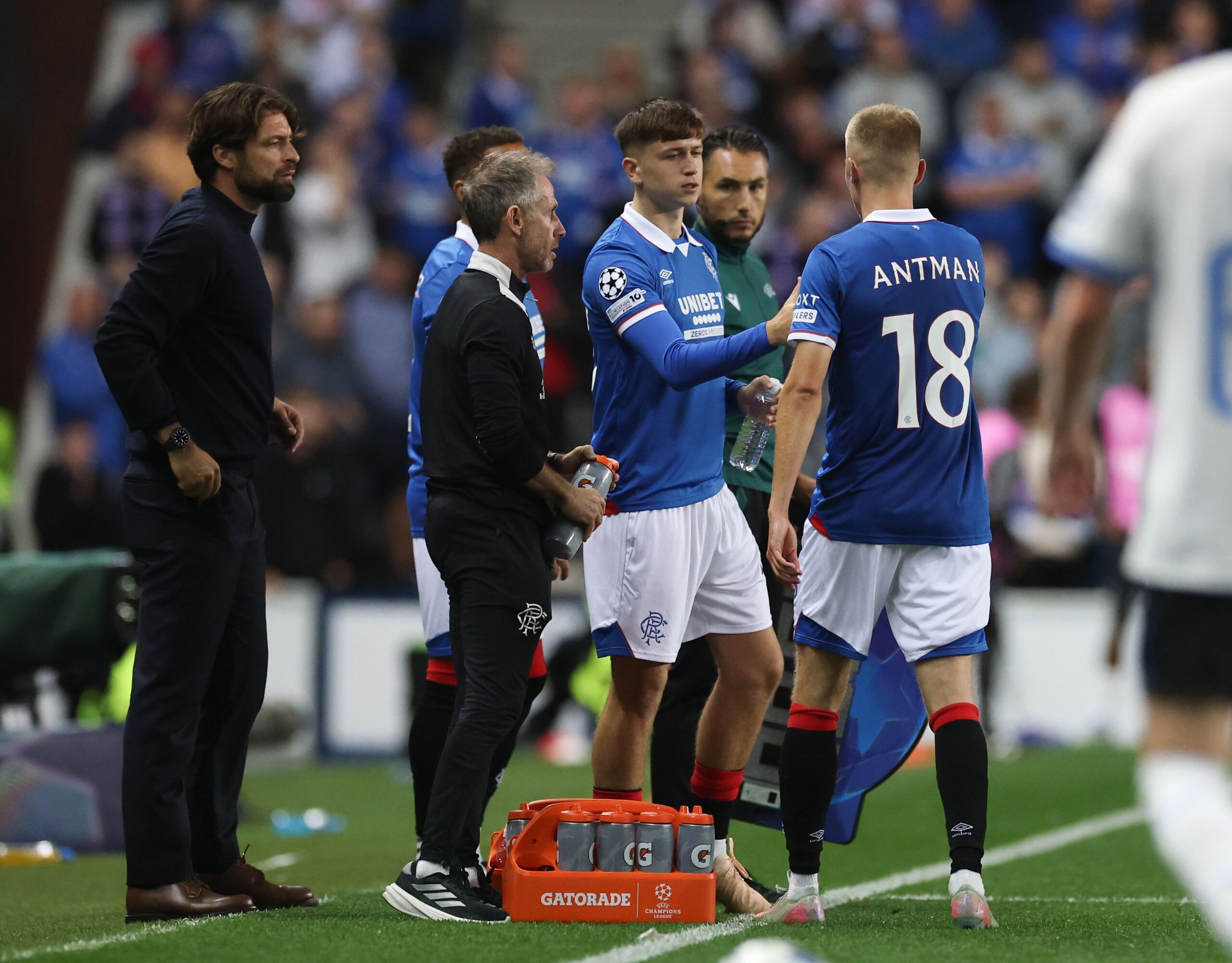 Rangers winger Antman replaced by Moore