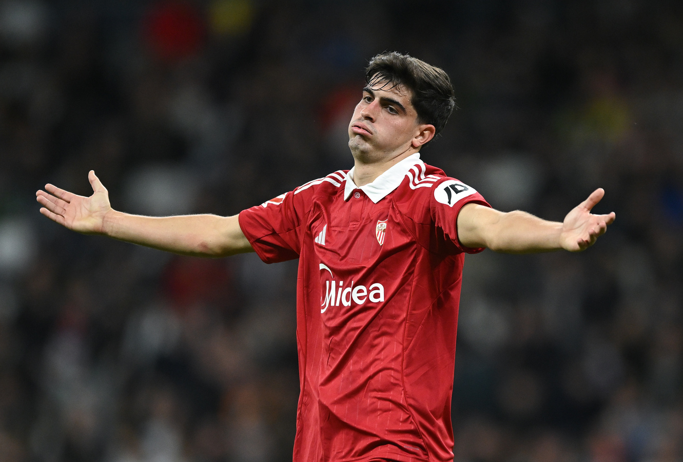 Everton Hesitating For La Liga Defender