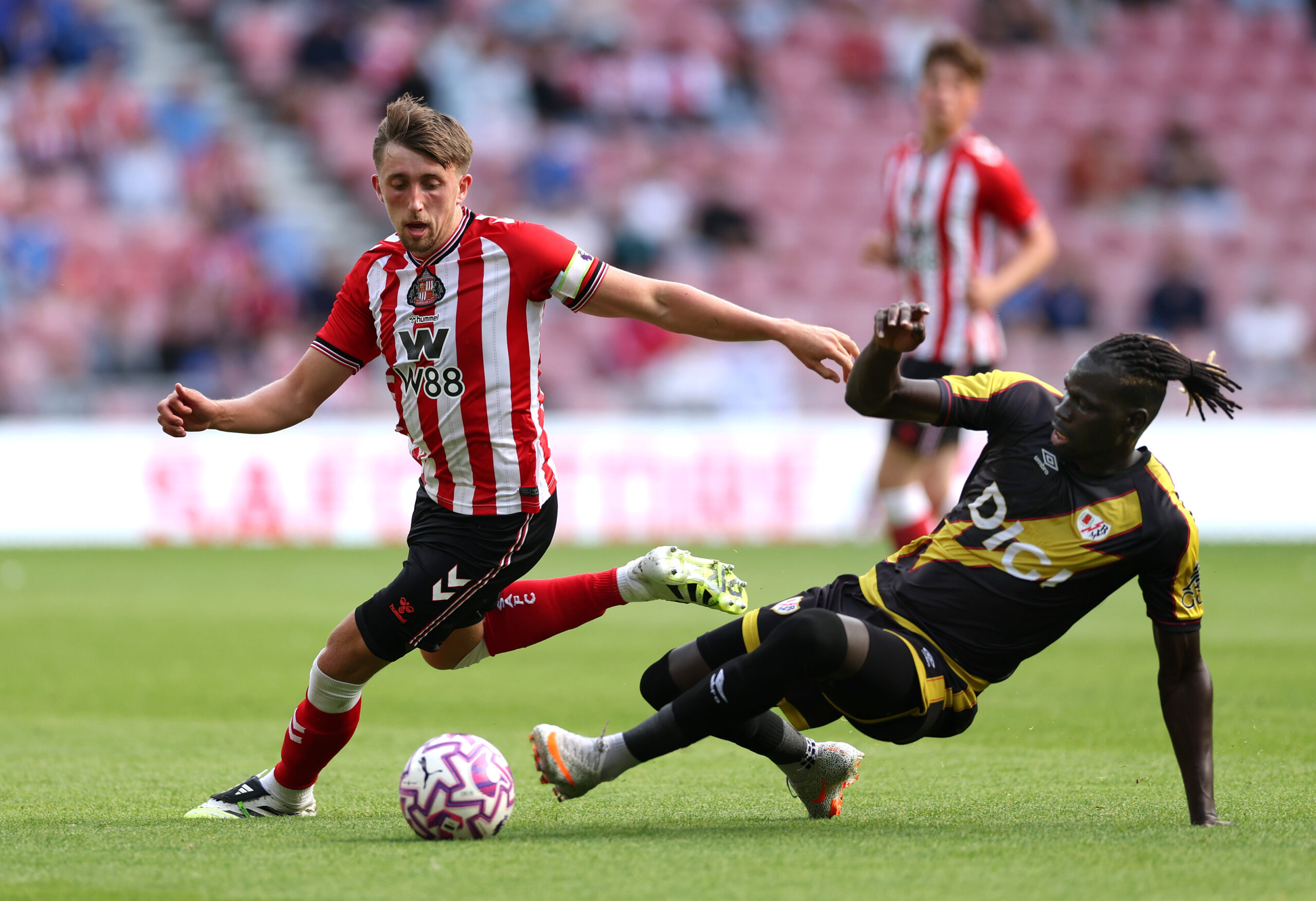Rangers target Neil in action for Sunderland