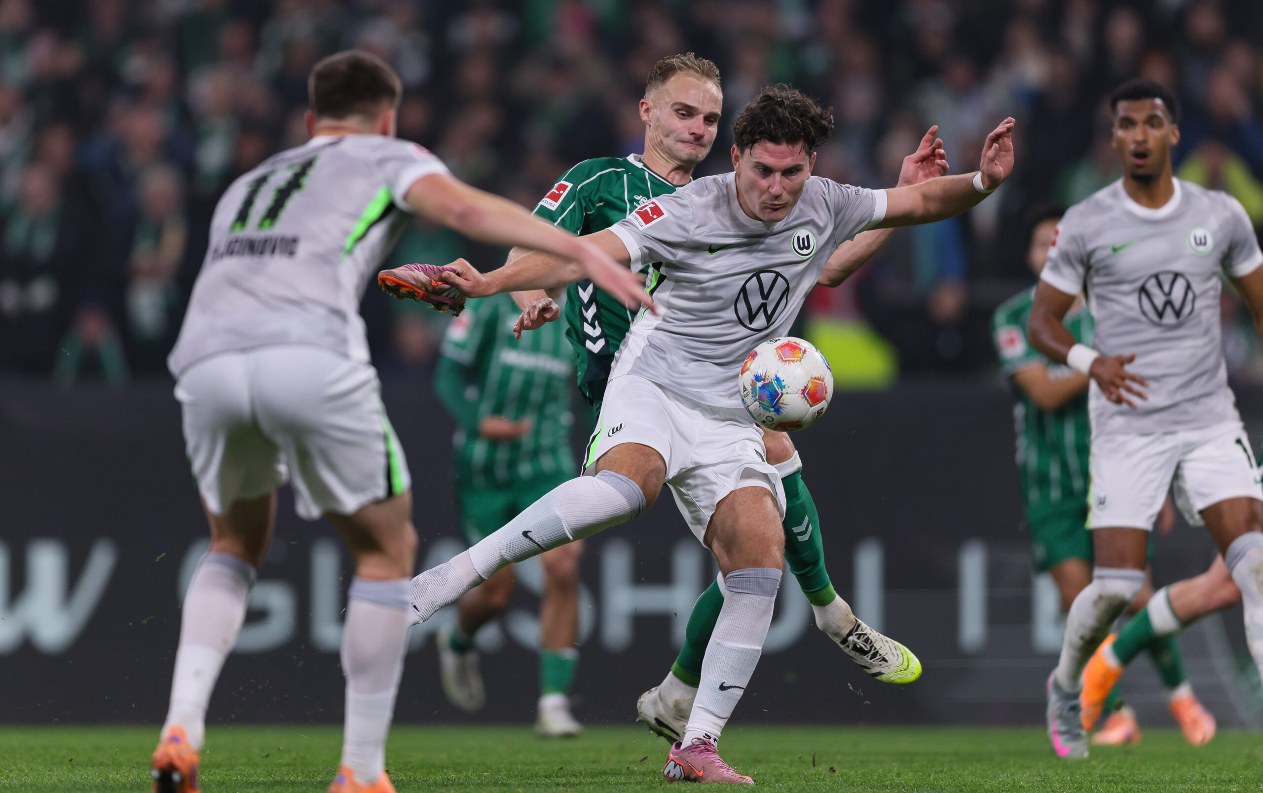 Celtic target Wind in action for Wolfsburg