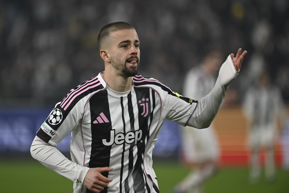 Everton transfer news