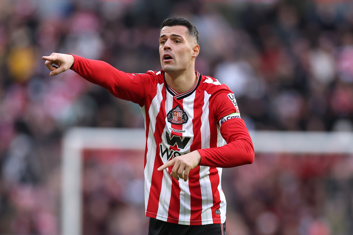 Granit Xhaka To Start? | Sunderland's Predicted 4-3-3 Starting Lineup Against Bournemouth