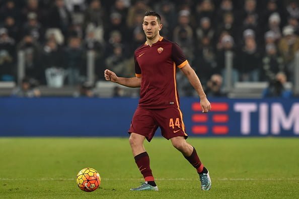 TURIN, ITALY - JANUARY 24:  Konstantinos Manolas of AS Roma in action during the Serie A match between Juventus FC and AS Roma at Juventus Arena on January 24, 2016 in Turin, Italy.  (Photo by Valerio Pennicino/Getty Images)