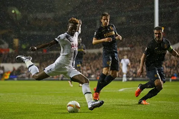 LONDON, ENGLAND - DECEMBER 10:  Joshua Onomah of Spurs  takes a shot on goal during the UEFA Europa League Group J match between Tottenham Hotspur and AS Monaco at White Hart Lane on December 10, 2015 in London, United Kingdom.  (Photo by Bryn Lennon/Getty Images)