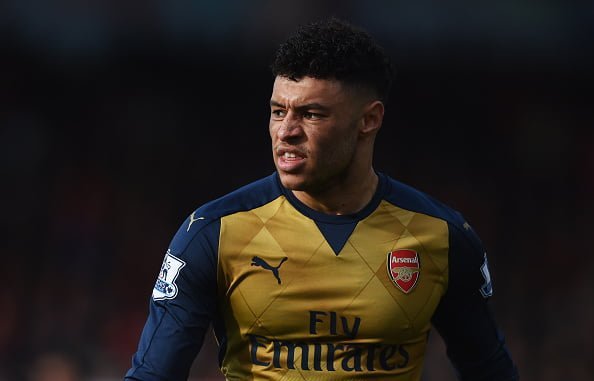 BOURNEMOUTH, ENGLAND - FEBRUARY 07:  Alex Oxlade-Chamberlain of Arsenal looks on during the Barclays Premier League match between A.F.C. Bournemouth and Arsenal at the Vitality Stadium on February 7, 2016 in Bournemouth, England.  (Photo by Michael Regan/Getty Images)