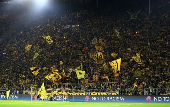 DORTMUND, GERMANY - SEPTEMBER 27:  Borussia Dortmund fans show their support prior to the UEFA Champions League Group F match between Borussia Dortmund and Real Madrid CF at Signal Iduna Park on September 27, 2016 in Dortmund, North Rhine-Westphalia.  (Photo by Dean Mouhtaropoulos/Bongarts/Getty Images)