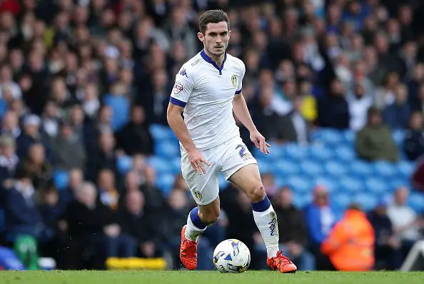 LEEDS, ENGLAND - OCTOBER 17:  Lewis Cook of Leeds United FC controls the ball during the Sky Bet Championship match between Leeds United and Brighton & Hove Albion at Elland Road on October 17, 2015 in Leeds, England.  (Photo by Daniel Smith/Getty Images)