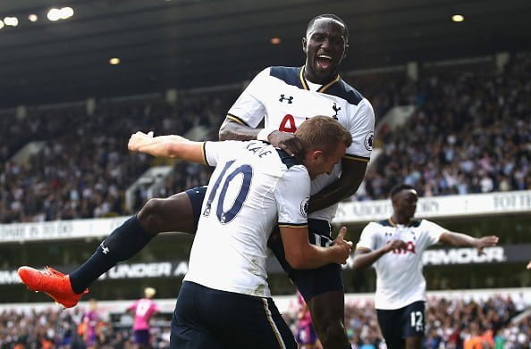 LONDON, ENGLAND - SEPTEMBER 18:  Harry Kane of Tottenham Hotspur celebrates scoring his sides first goal with Moussa Sissoko of Tottenham Hotspur during the Premier League match between Tottenham Hotspur and Sunderland at White Hart Lane on September 18, 2016 in London, England.  (Photo by Julian Finney/Getty Images)