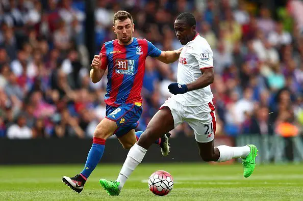 LONDON, ENGLAND - MAY 07:  Giannelli Imbula of Stoke City and James McArthur of Crystal Palace compete for the ball during the Barclays Premier League match between Crystal Palace and Stoke City at Selhurst Park on May 7, 2016 in London, United Kingdom.  (Photo by Clive Rose/Getty Images)