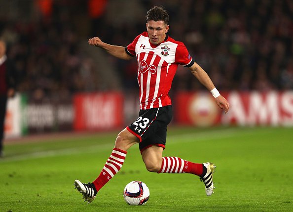 Pierre-Emile Hojbjerg of Southampton in action during the UEFA Europa League Group K match between Southampton FC and FC Internazionale Milano at St Mary's Stadium on November 3, 2016 in Southampton, England.  (Photo by Ian Walton/Getty Images)