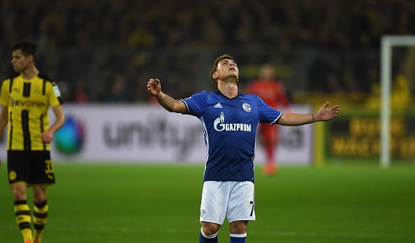 Schalke's midfielder Max Meyer reacts during the German first division Bundesliga football match between Borussia Dortmund and FC Schalke 04 in Dortmund on October 29, 2016. / AFP / PATRIK STOLLARZ / RESTRICTIONS: DURING MATCH TIME: DFL RULES TO LIMIT THE ONLINE USAGE TO 15 PICTURES PER MATCH AND FORBID IMAGE SEQUENCES TO SIMULATE VIDEO. == RESTRICTED TO EDITORIAL USE == FOR FURTHER QUERIES PLEASE CONTACT DFL DIRECTLY AT + 49 69 650050
        (Photo credit should read PATRIK STOLLARZ/AFP/Getty Images)