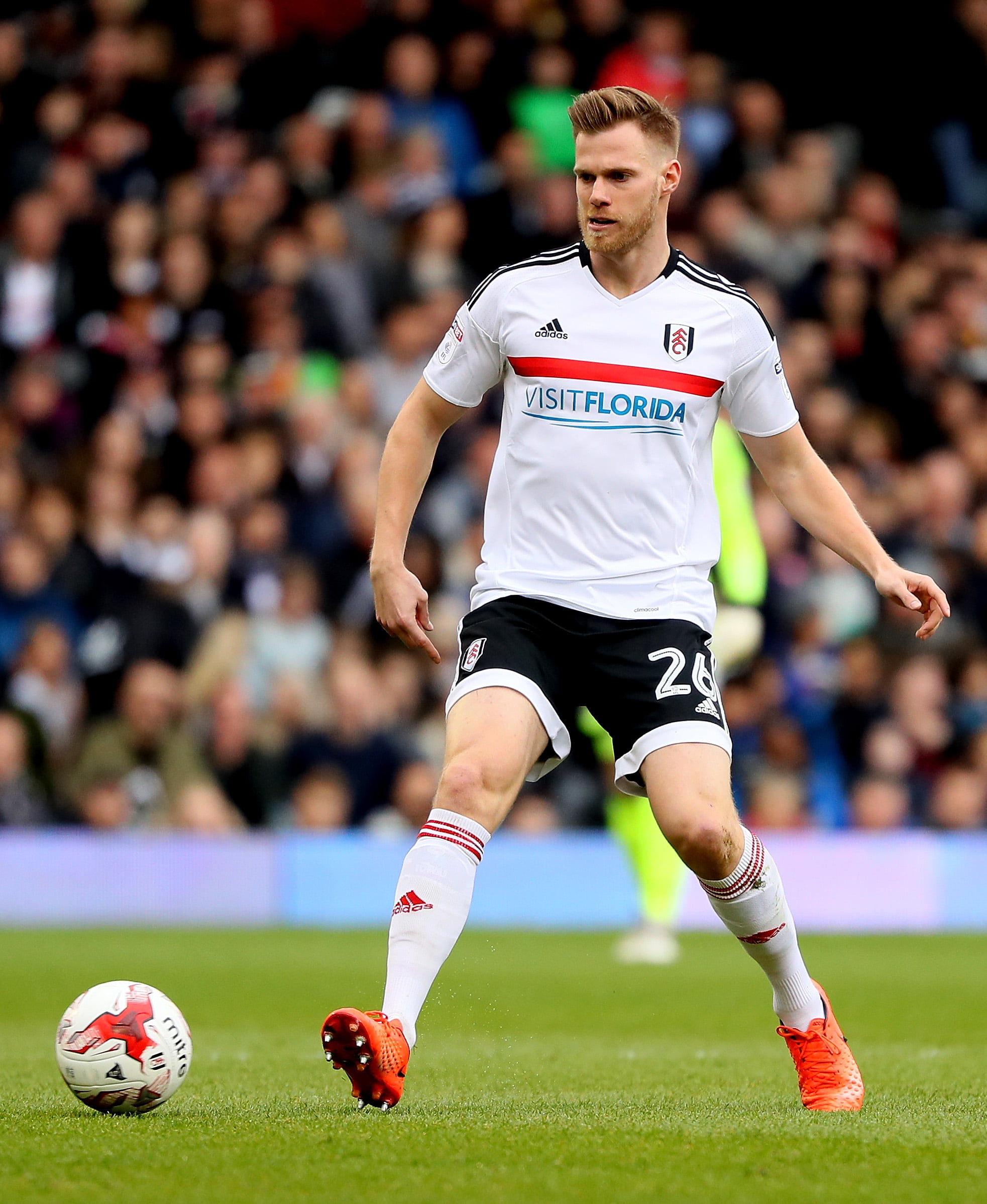 LONDON, ENGLAND - MARCH 18:  Tomas Kalas of Fulham in action during the Sky Bet Championship match between Fulham and Wolverhampton Wanderers at Craven Cottage on March 18, 2017 in London, England.  (Photo by Andrew Redington/Getty Images)