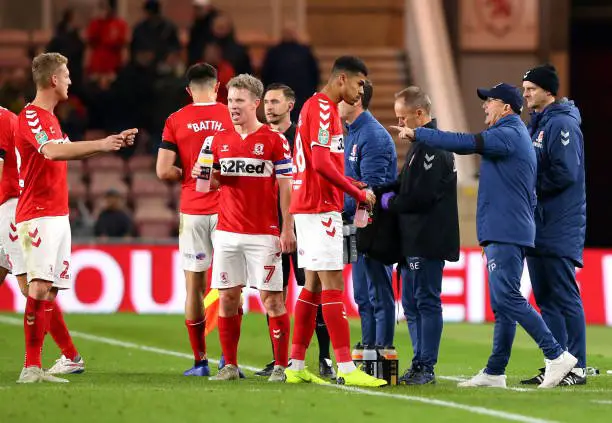 MIDDLESBROUGH, ENGLAND - OCTOBER 31:  Tony Pulis, Manager of Middlesbrough (R) gives his team instructions during the Carabao Cup Fourth Round match between Middlesbrough and Crystal Palace at Riverside Stadium on October 31, 2018 in Middlesbrough, England.  (Photo by Alex Livesey/Getty Images)