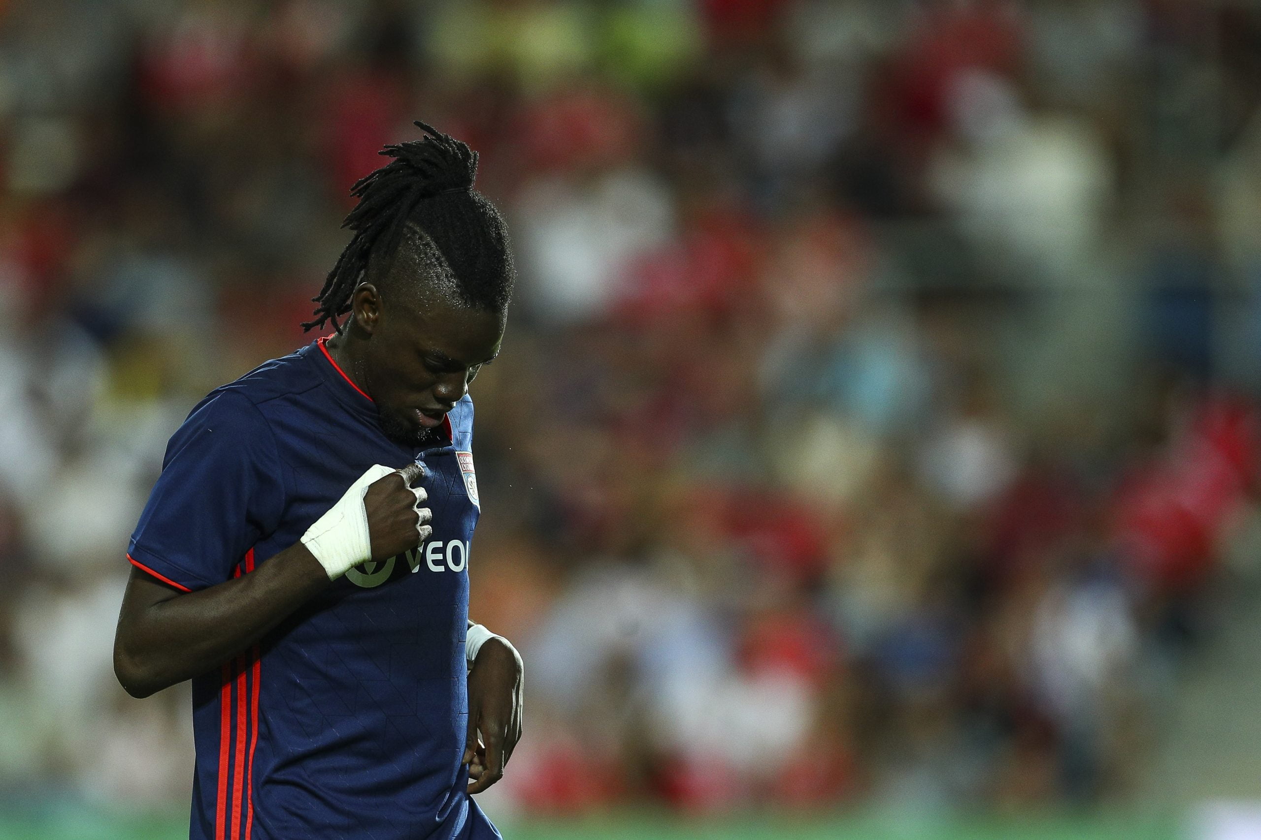FARO, PORTUGAL - AUGUST 01: Bertrand Traore from Lyon celebrates scoring second goal during the match between SL Benfica v Lyon for the  International Champions Cup - Eusebio Cup 2018 at Estadio do Algarve on August 1, 2018 in Faro, Portugal. (Photo by Carlos Rodrigues/Getty Images)