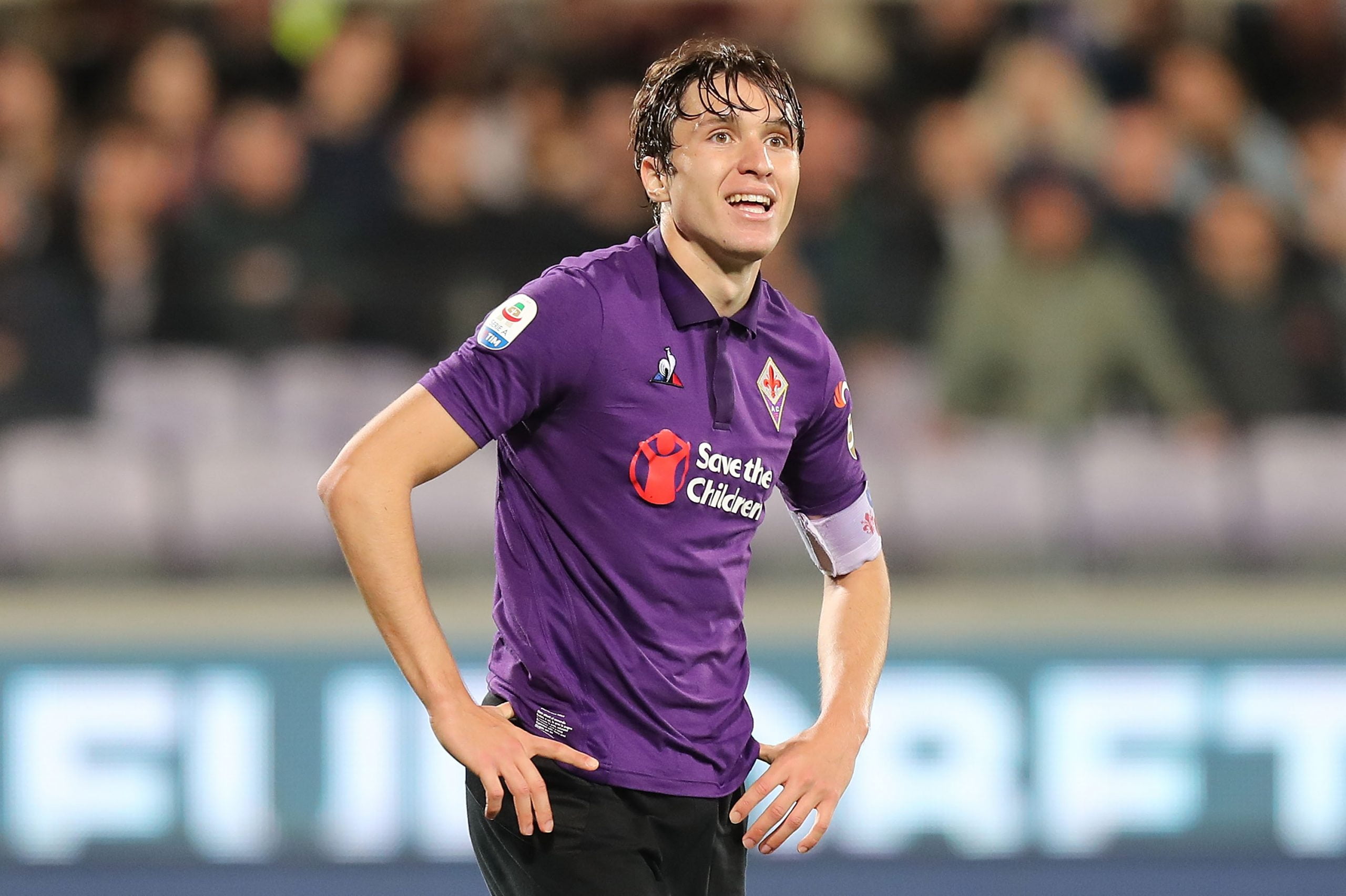 Federico Chiesa of ACF Fiorentina reacts during the Serie A match between ACF Fiorentina and AC Milan at Stadio Artemio Franchi on May 11, 2019 in Florence, Italy.  (Photo by Gabriele Maltinti/Getty Images)