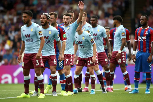 LONDON, ENGLAND - AUGUST 31: Aston Villa line up during the Premier League match between Crystal Palace and Aston Villa at Selhurst Park on August 31, 2019 in London, United Kingdom. (Photo by Bryn Lennon/Getty Images)