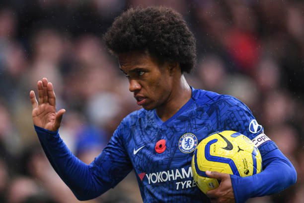 LONDON, ENGLAND - NOVEMBER 09: Willian of Chelsea in action during the Premier League match between Chelsea FC and Crystal Palace at Stamford Bridge on November 09, 2019 in London, United Kingdom. (Photo by Mike Hewitt/Getty Images)