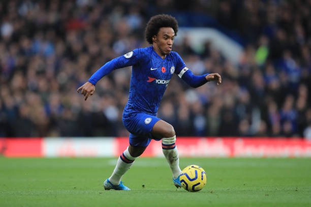 LONDON, ENGLAND - NOVEMBER 09: Willian of Chelsea during the Premier League match between Chelsea FC and Crystal Palace at Stamford Bridge on November 9, 2019 in London, United Kingdom. (Photo by Marc Atkins/Getty Images)