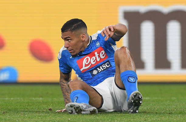 Allan of SSC Napoli stands disappointed during the Serie A match between SSC Napoli and  ACF Fiorentina at Stadio San Paolo on January 18, 2020 in Naples, Italy. (Photo by Francesco Pecoraro/Getty Images)