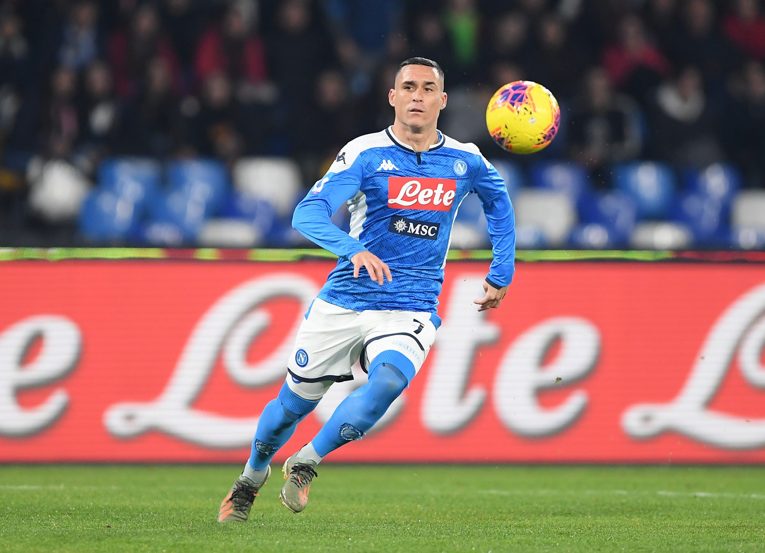 Josè Callejon of SSC Napoli during the Serie A match between SSC Napoli and  ACF Fiorentina at Stadio San Paolo on January 18, 2020 in Naples, Italy. (Photo by Francesco Pecoraro/Getty Images)