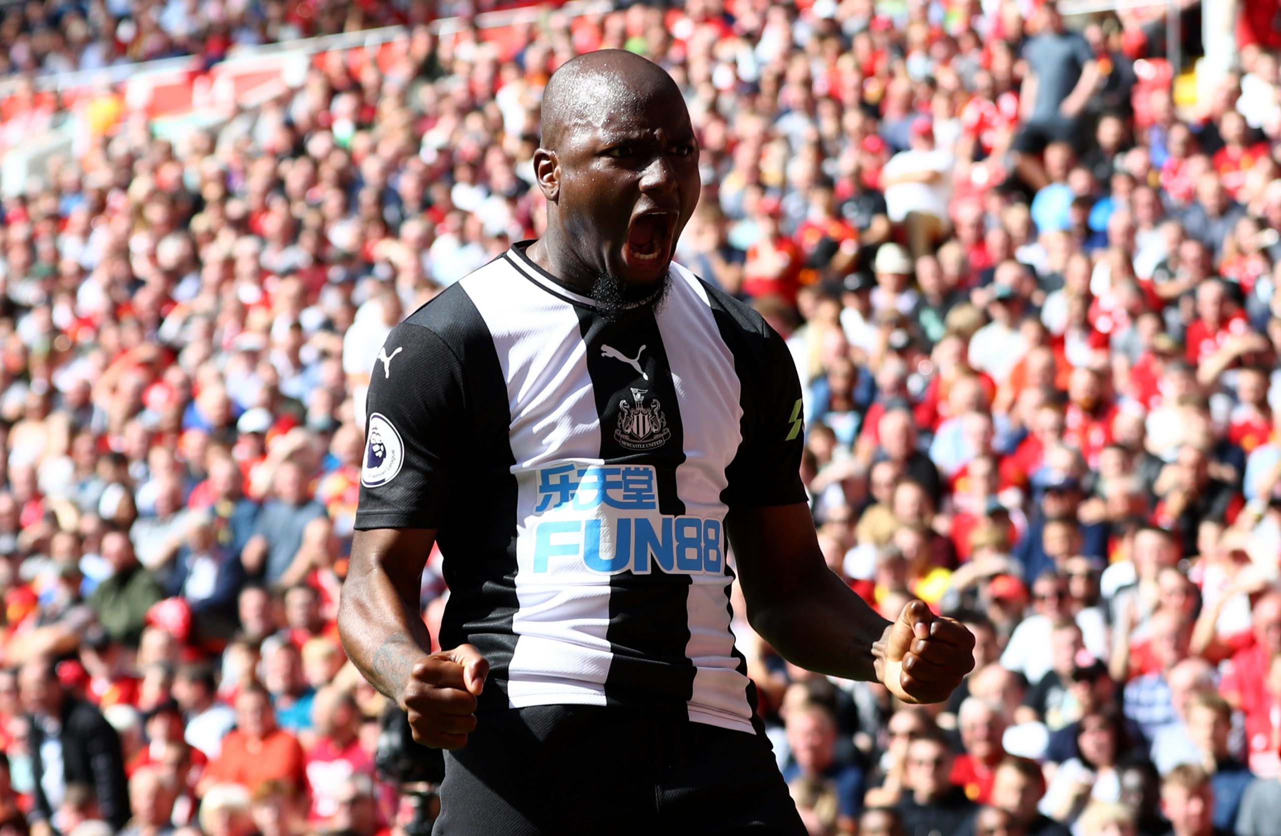 LIVERPOOL, ENGLAND - SEPTEMBER 14: Jetro Willems of Newcastle United celebrates after scoring his team's first goal during the Premier League match between Liverpool FC and Newcastle United at Anfield on September 14, 2019 in Liverpool, United Kingdom. (Photo by Michael Steele/Getty Images)