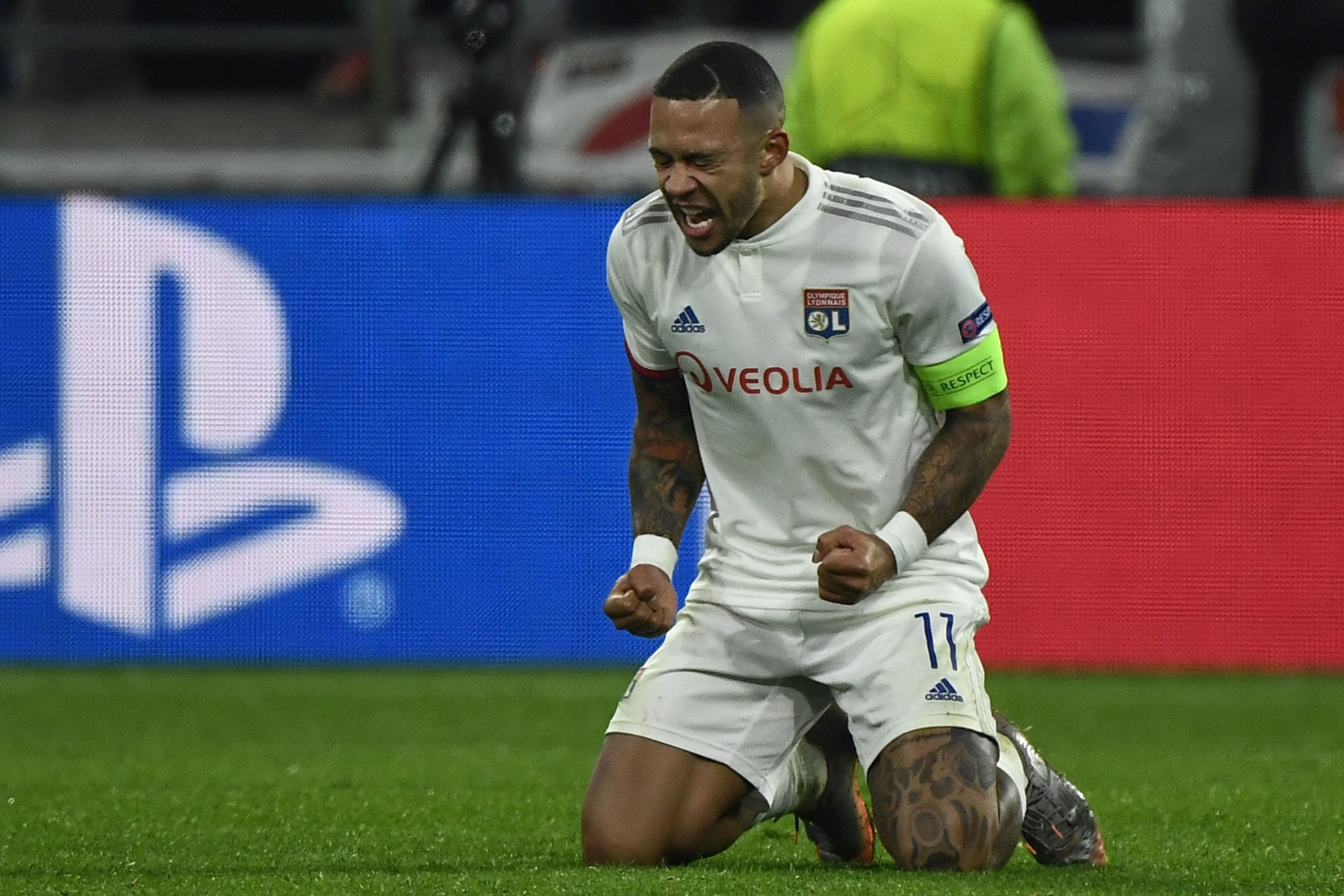 Liverpool will attempt to beat Barcelona for Memphis Depay who is seen in the picture