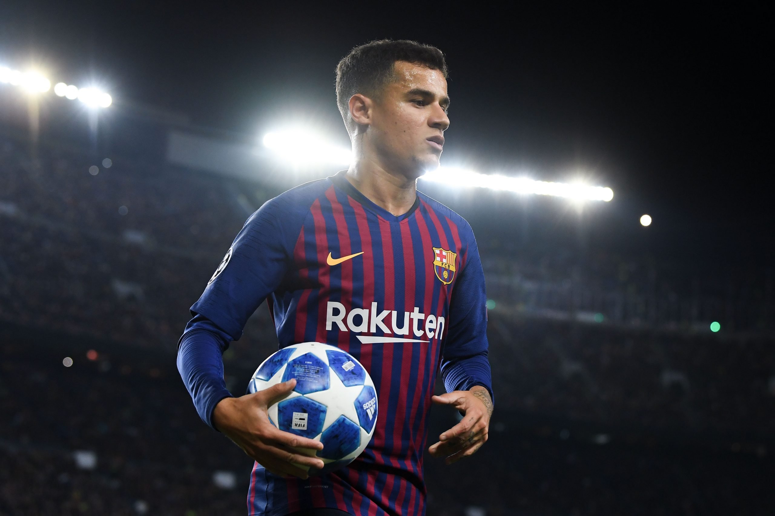 Philippe Coutinho of FC Barcelona looks on during the Group B match of the UEFA Champions League between FC Barcelona and FC Internazionale at Camp Nou on October 24, 2018 in Barcelona, Spain.  (Photo by David Ramos/Getty Images)