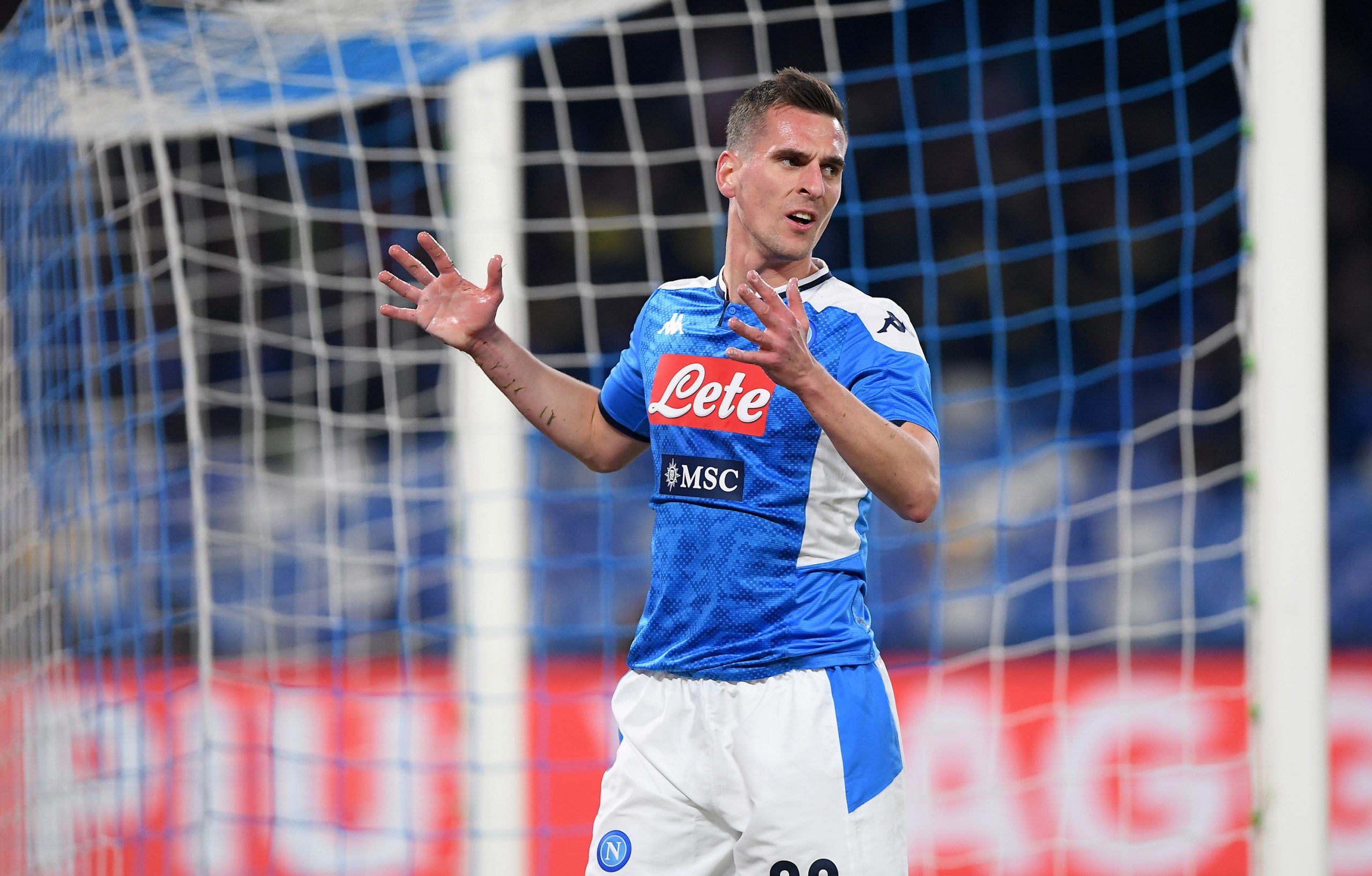 NAPLES, ITALY - JANUARY 18: Arkadiusz Milik of SSC Napoli reacts during the Serie A match between SSC Napoli and  ACF Fiorentina at Stadio San Paolo on January 18, 2020 in Naples, Italy. (Photo by Francesco Pecoraro/Getty Images)