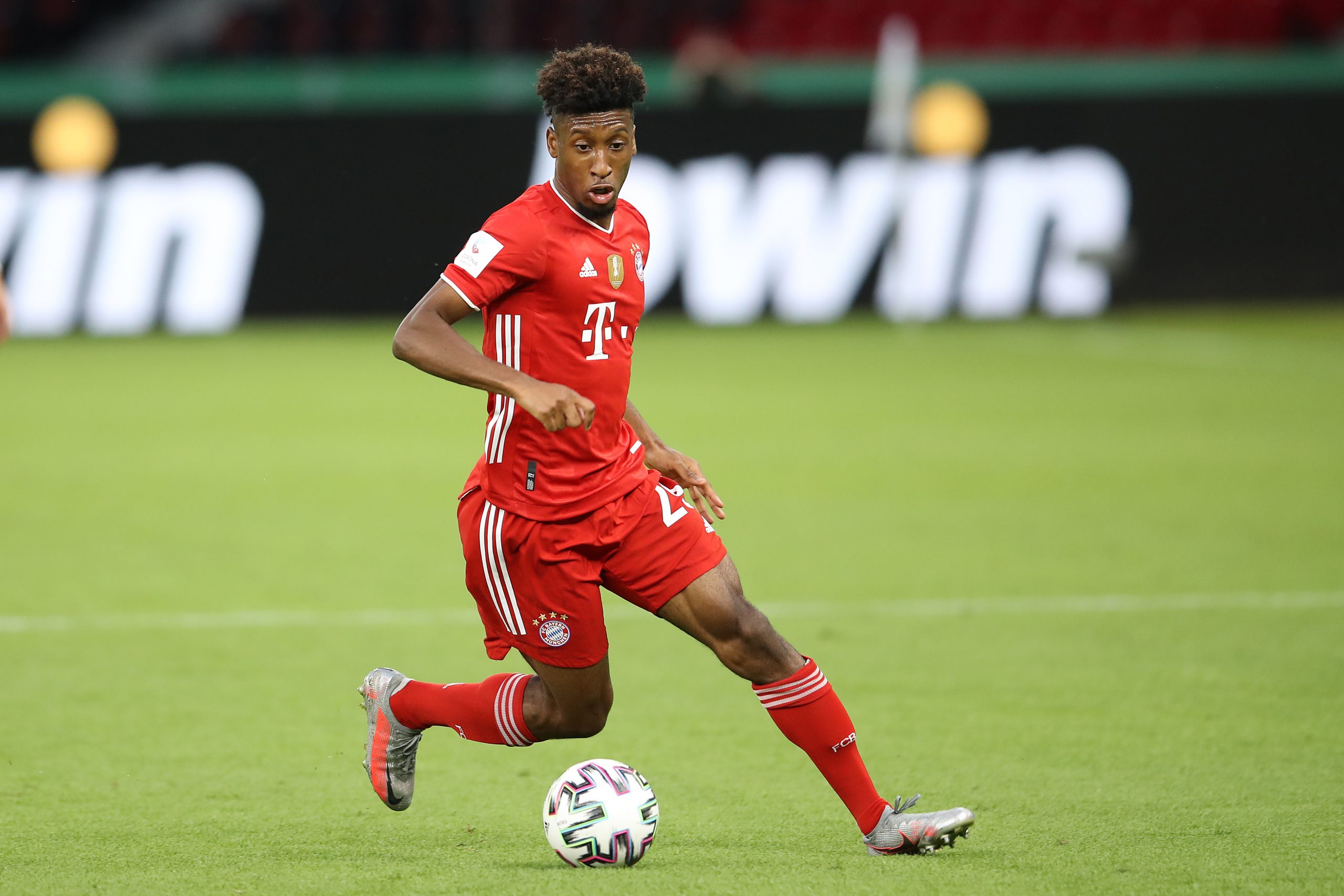 Coman provides update on his future amid Man United interest (Coman is in action in the picture)
