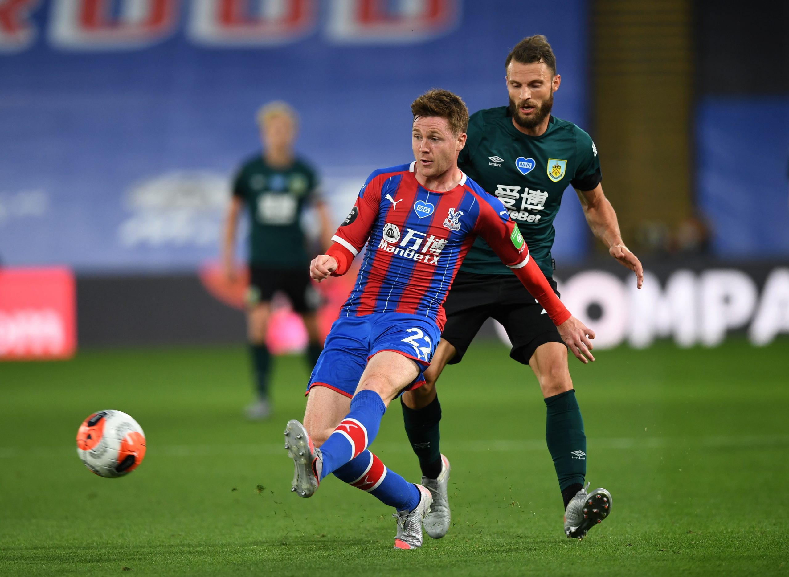 Celtic Are Interested In Crystal Palace’s James McCarthy - McCarthy in action