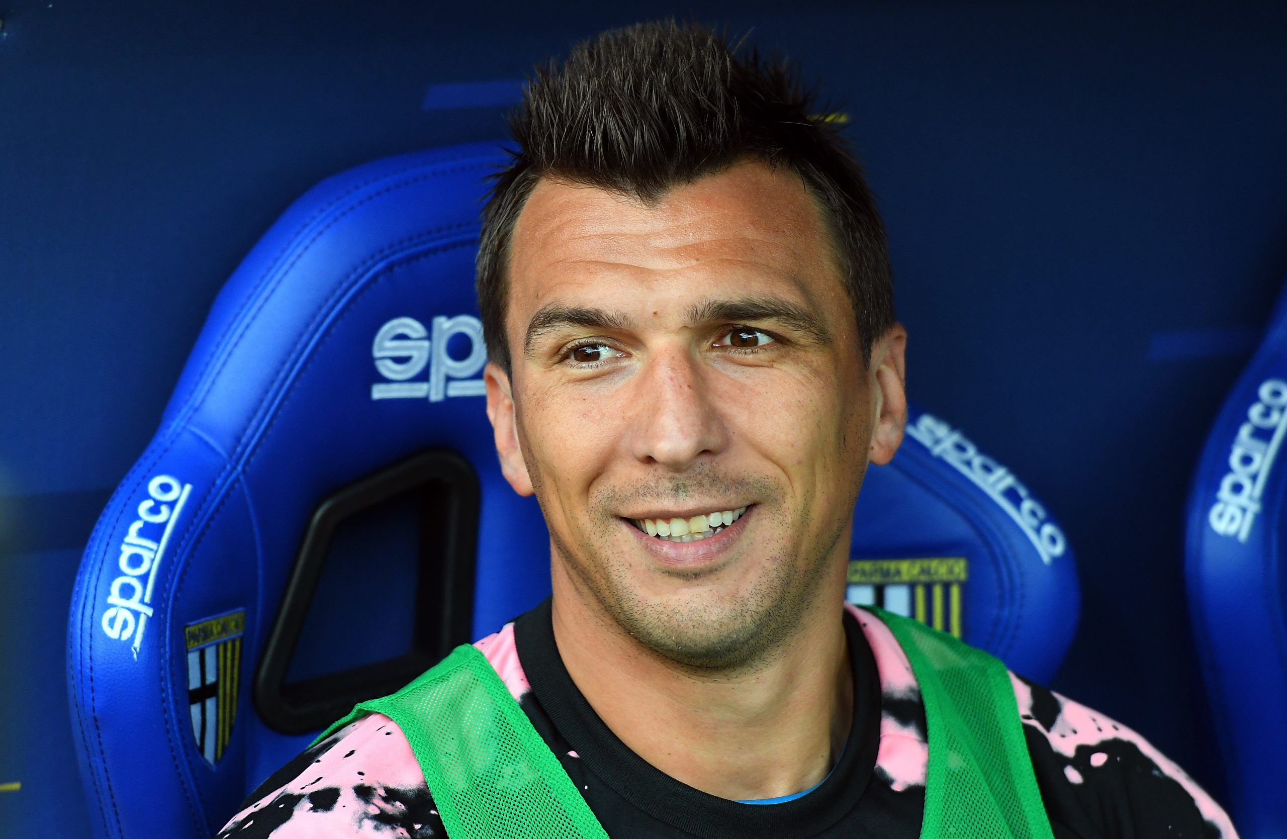 Hargreaves urges Man United to make a move for Mandzukic who is seen in the photo