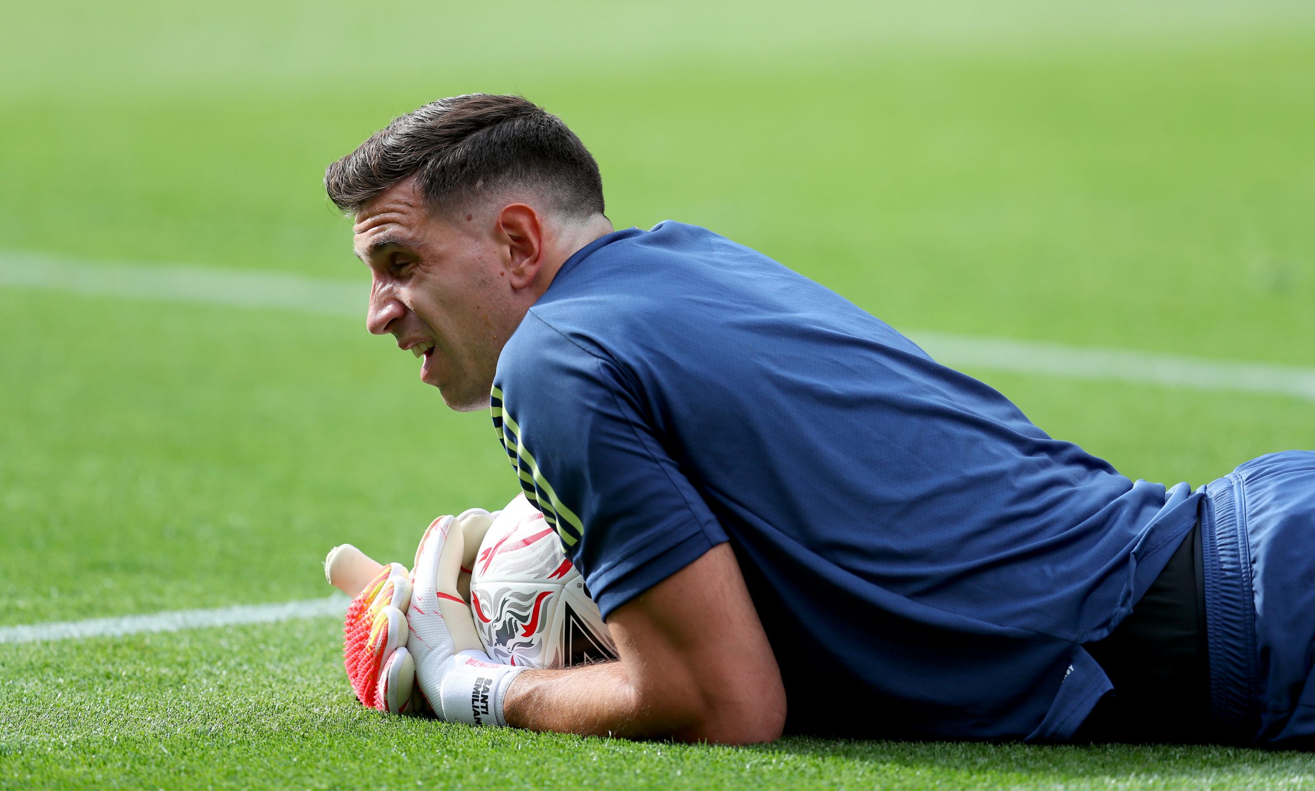Ian Wright full of praise for Aston Villa keeper Martinez who is seen in the photo