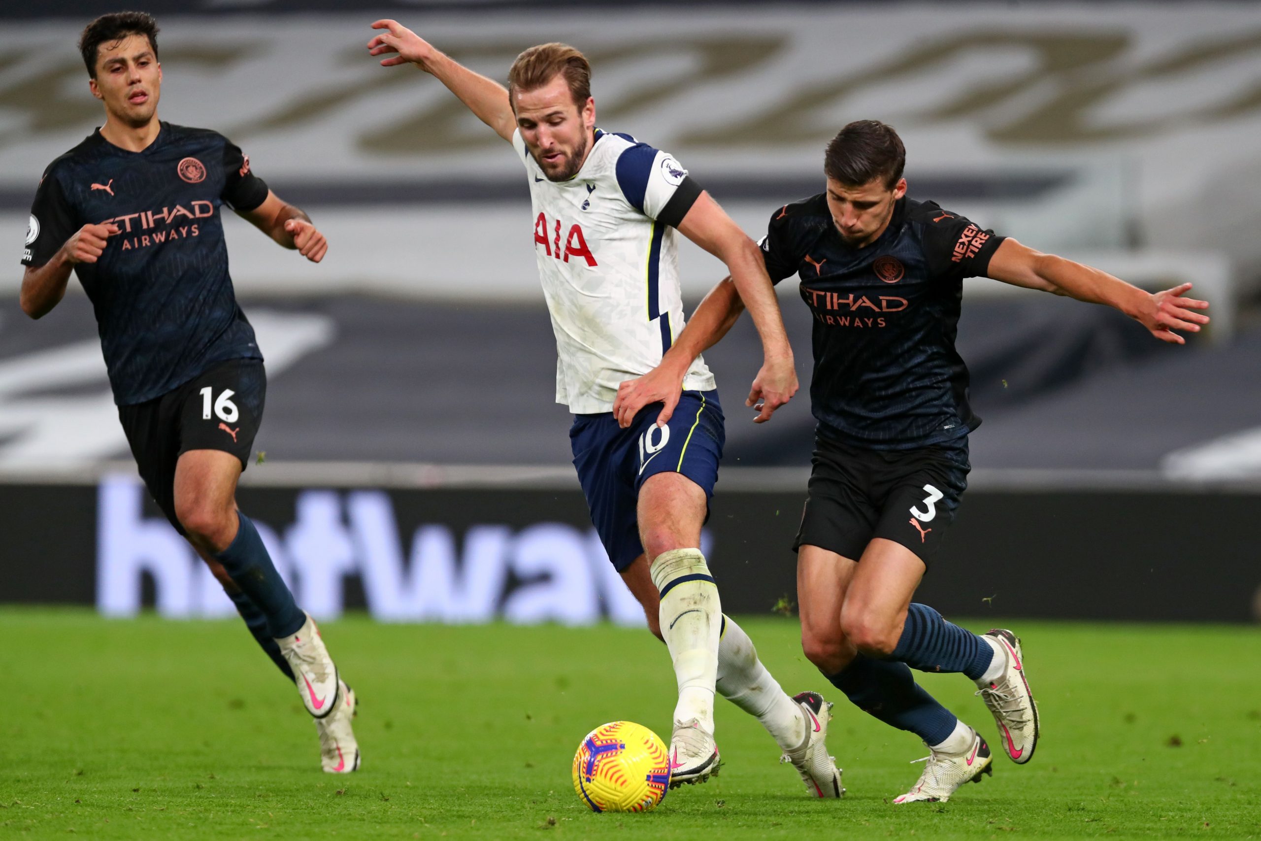 Paul Merson urges Manchester United to move in for Kane who is in action in the picture