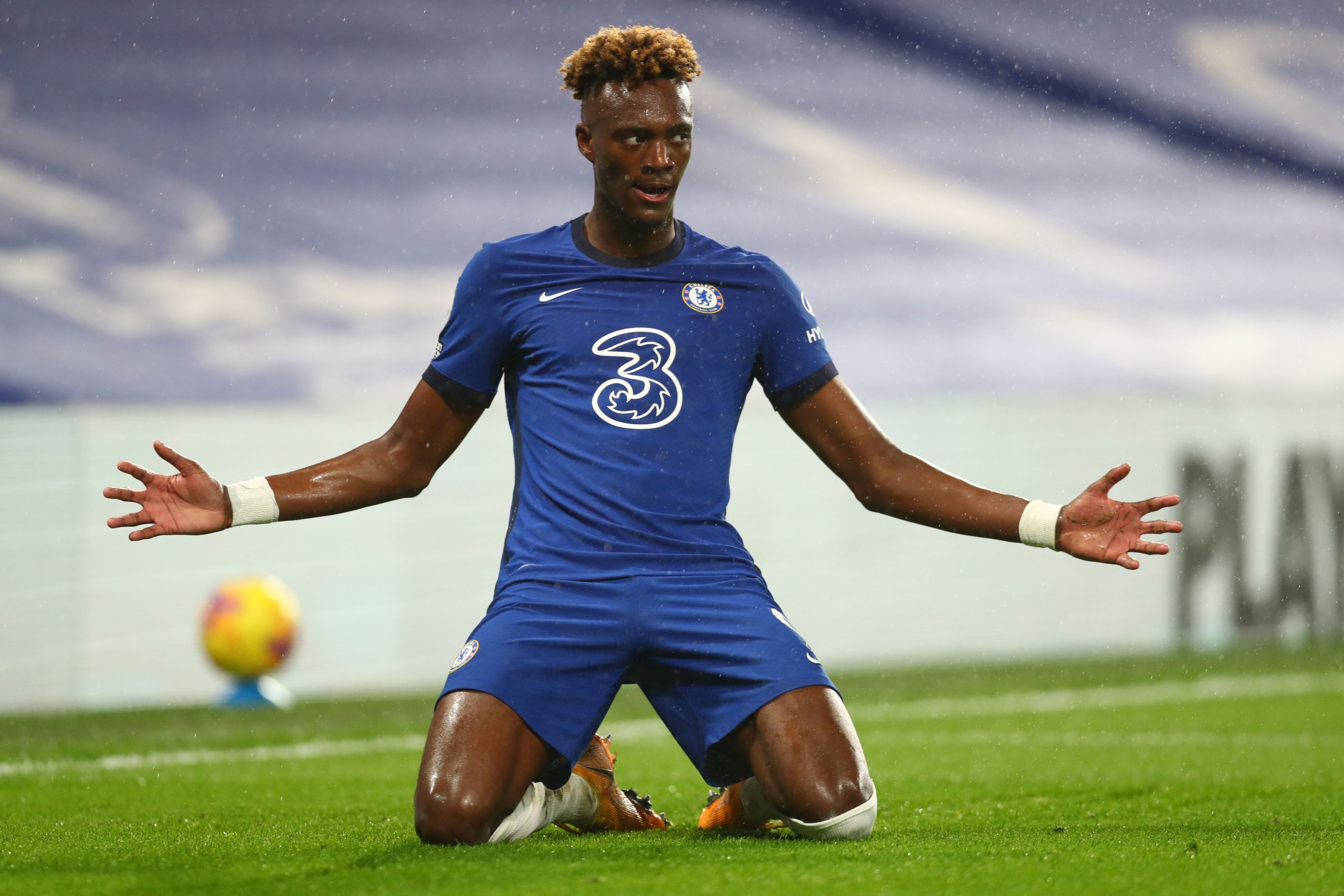 Tuchel reveals reason behind Chelsea striker Abraham's exclusion (Abraham is celebrating in the photo)