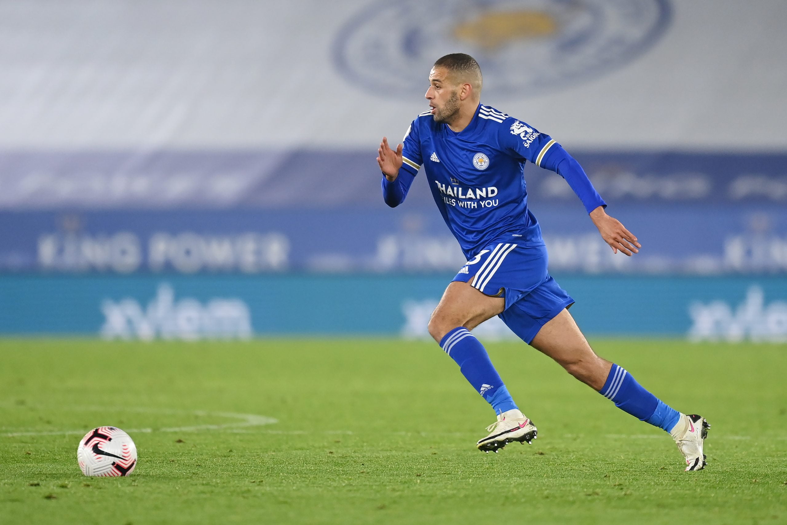Juninho provides update on Leicester City striker Slimani's future (Slimani is in action in the picture)