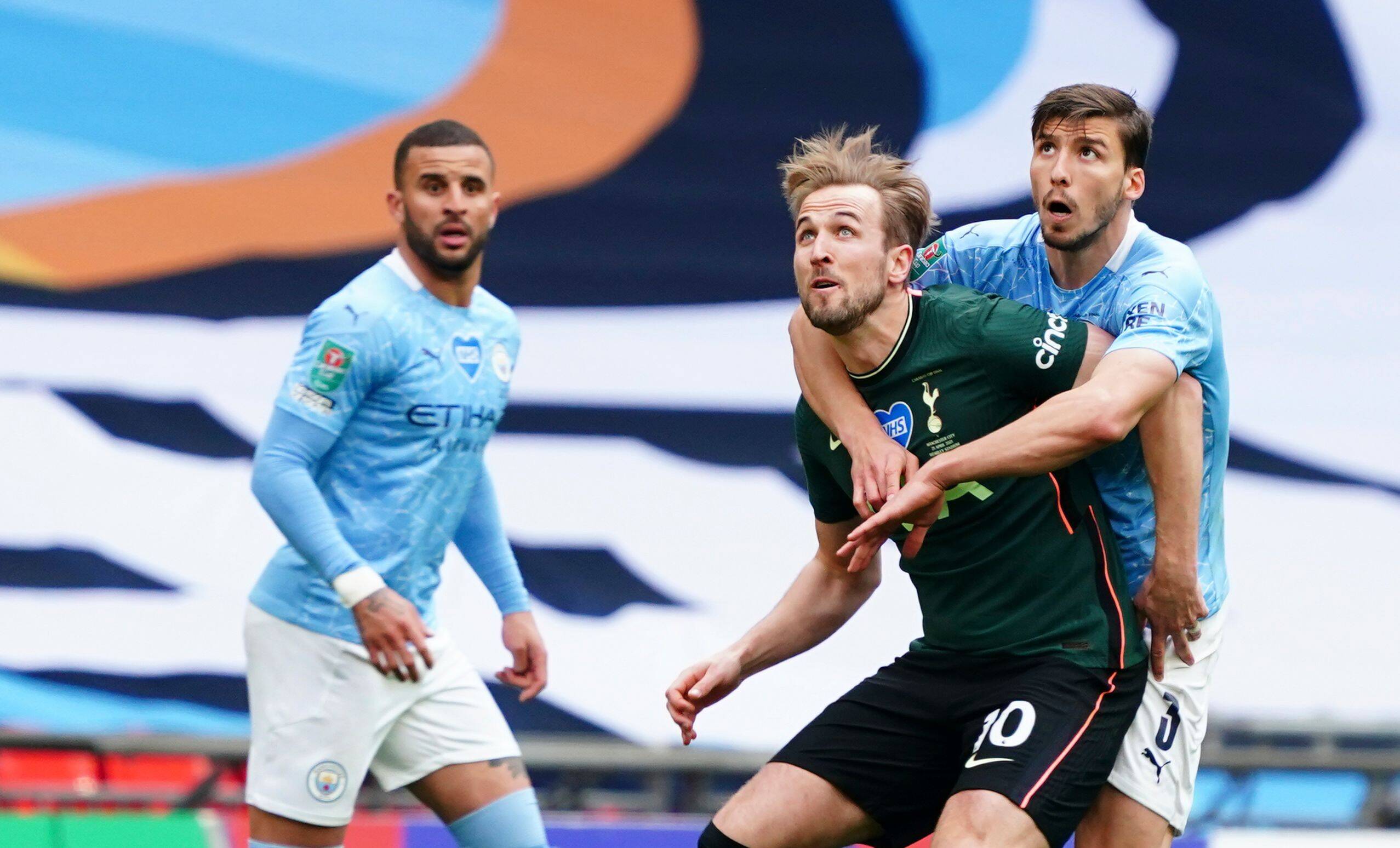 Man City's Dias set to be offered an improved contract (Dias is holding on to Kane in the picture)