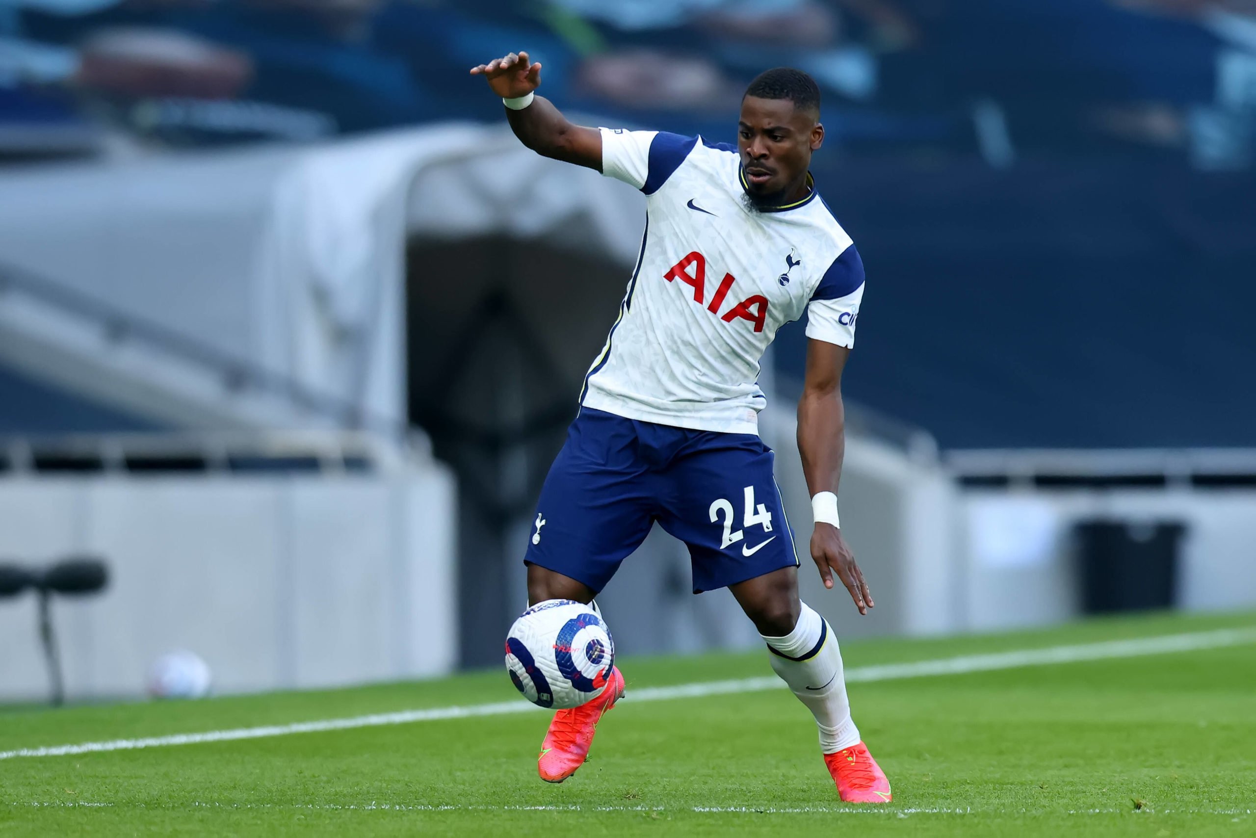 Campbell tips Everton to make a move for Aurier who is seen in the picture