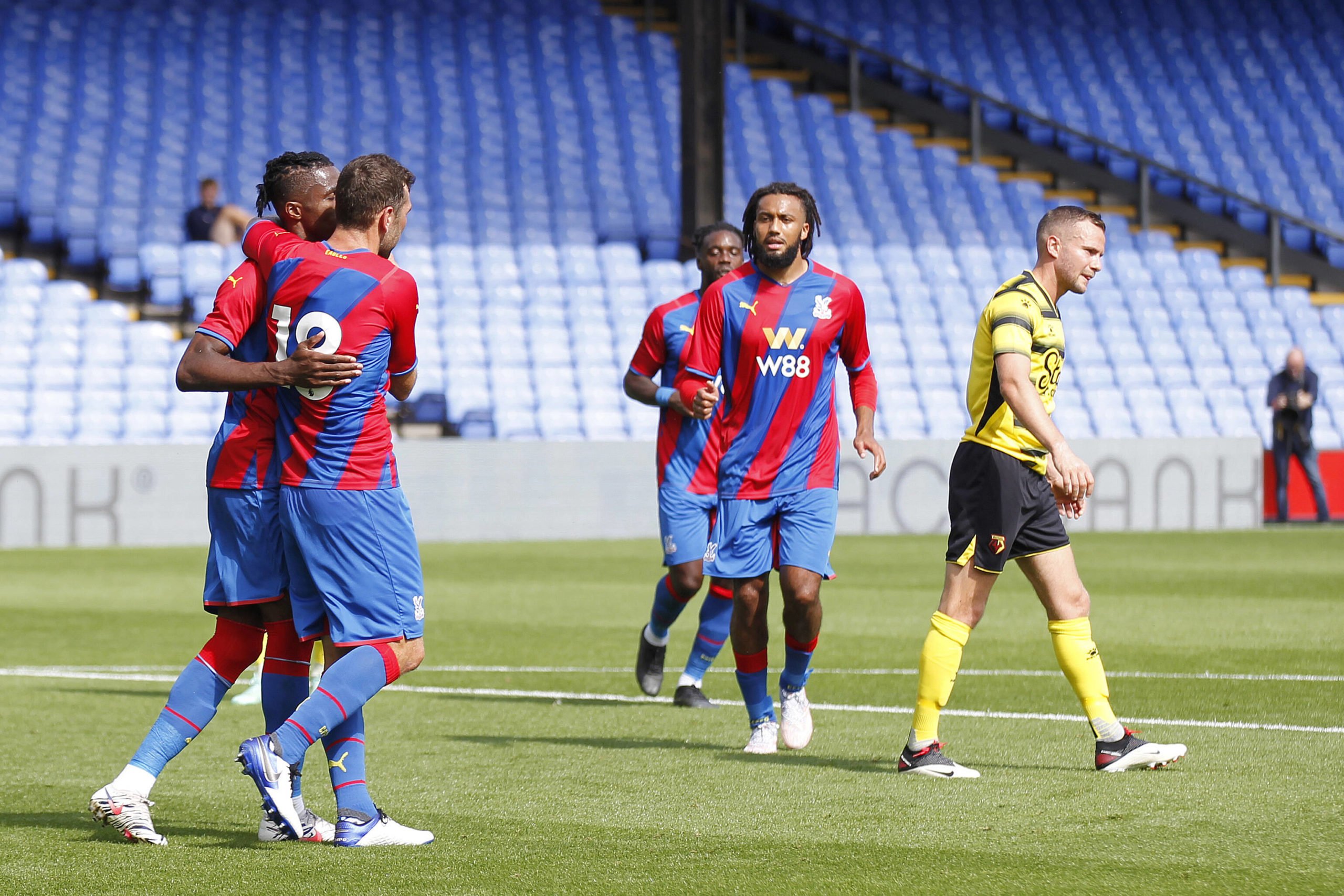 4-3-3 Crystal Palace Predicted Lineup Vs Chelsea (Crystal Palace players are seen in the photo)
