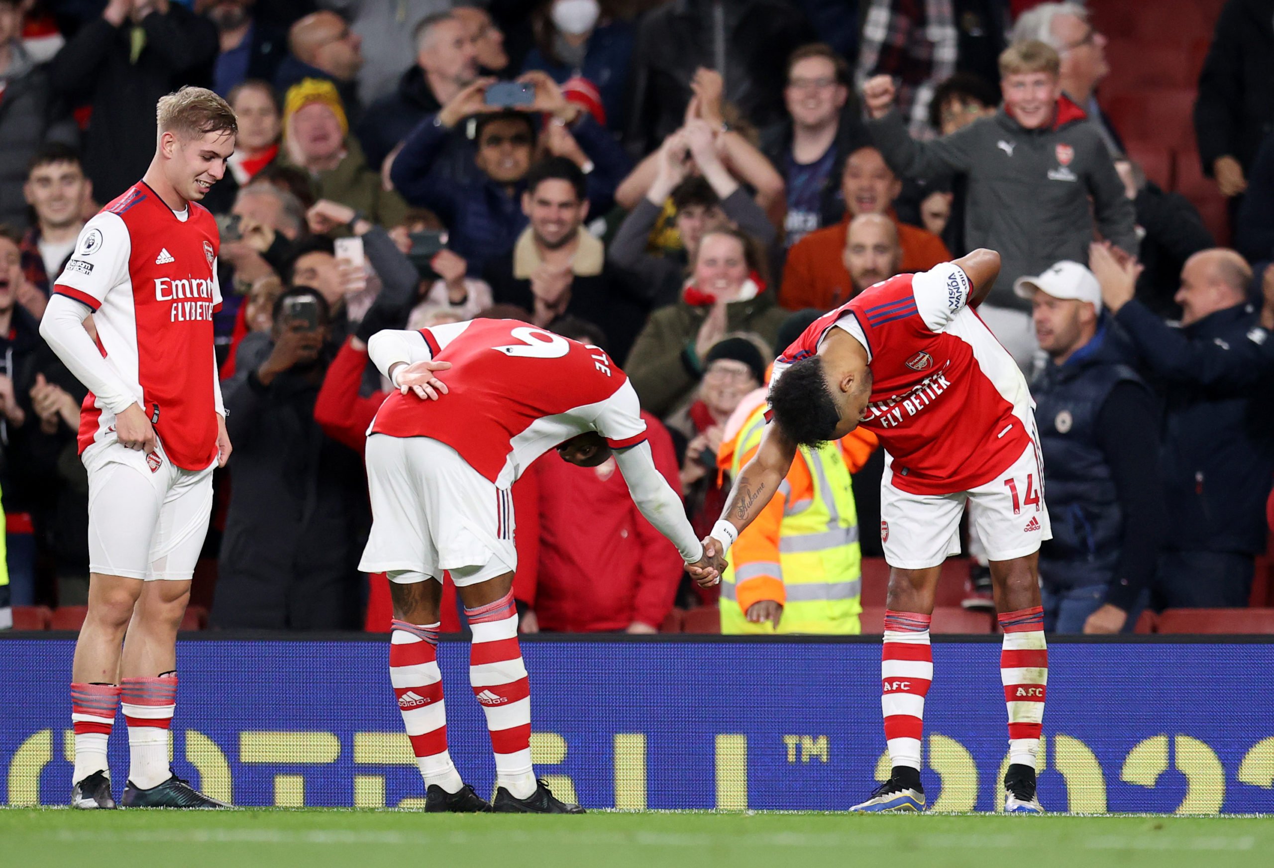 LONDON, ENGLAND - OCTOBER 22: Pierre-Emerick Aubameyang of Arsenal  celebrates with Alexandre Lacazette after scoring their team's second goal  during the Premier League match between Arsenal and Aston Villa at Emirates Stadium on October 22, 2021 in London, England. (Photo by Alex Pantling/Getty Images)
The 4th Official uses images provided by the following image agency: Getty Images (https://www.gettyimages.de/) Imago Images (https://www.imago-images.de/)