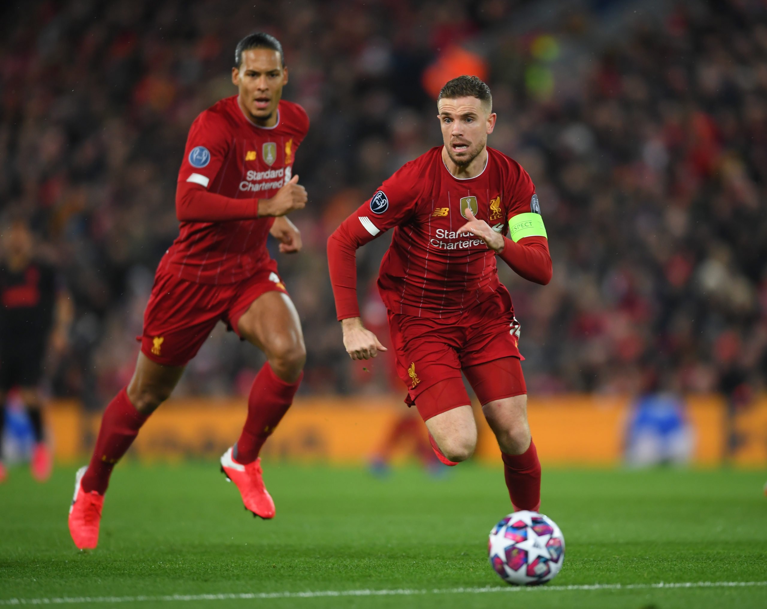 LIVERPOOL, ENGLAND - MARCH 11: Jordan Henderson of Liverpool runs on the ball with Virgil Van Dijk in support during the UEFA Champions League round of 16 second leg match between Liverpool FC and Atletico Madrid at Anfield on March 11, 2020 in Liverpool, United Kingdom. (Photo by Laurence Griffiths/Getty Images)
The 4th Official uses images provided by the following image agency:
Getty Images (https://www.gettyimages.de/)
Imago Images (https://www.imago-images.de/)