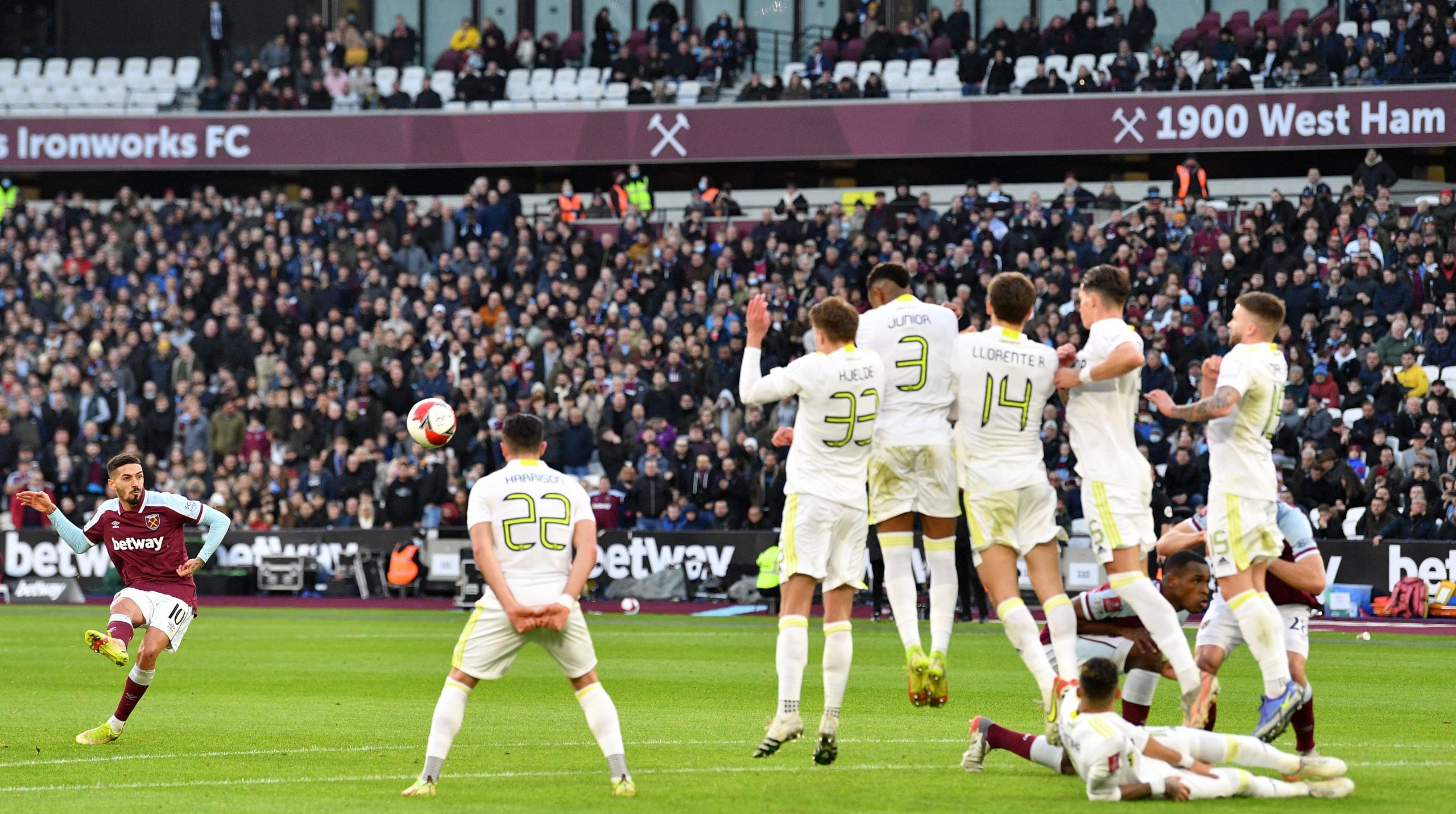 Leeds United Players Rated In Defeat Vs West Ham- The 4th Official