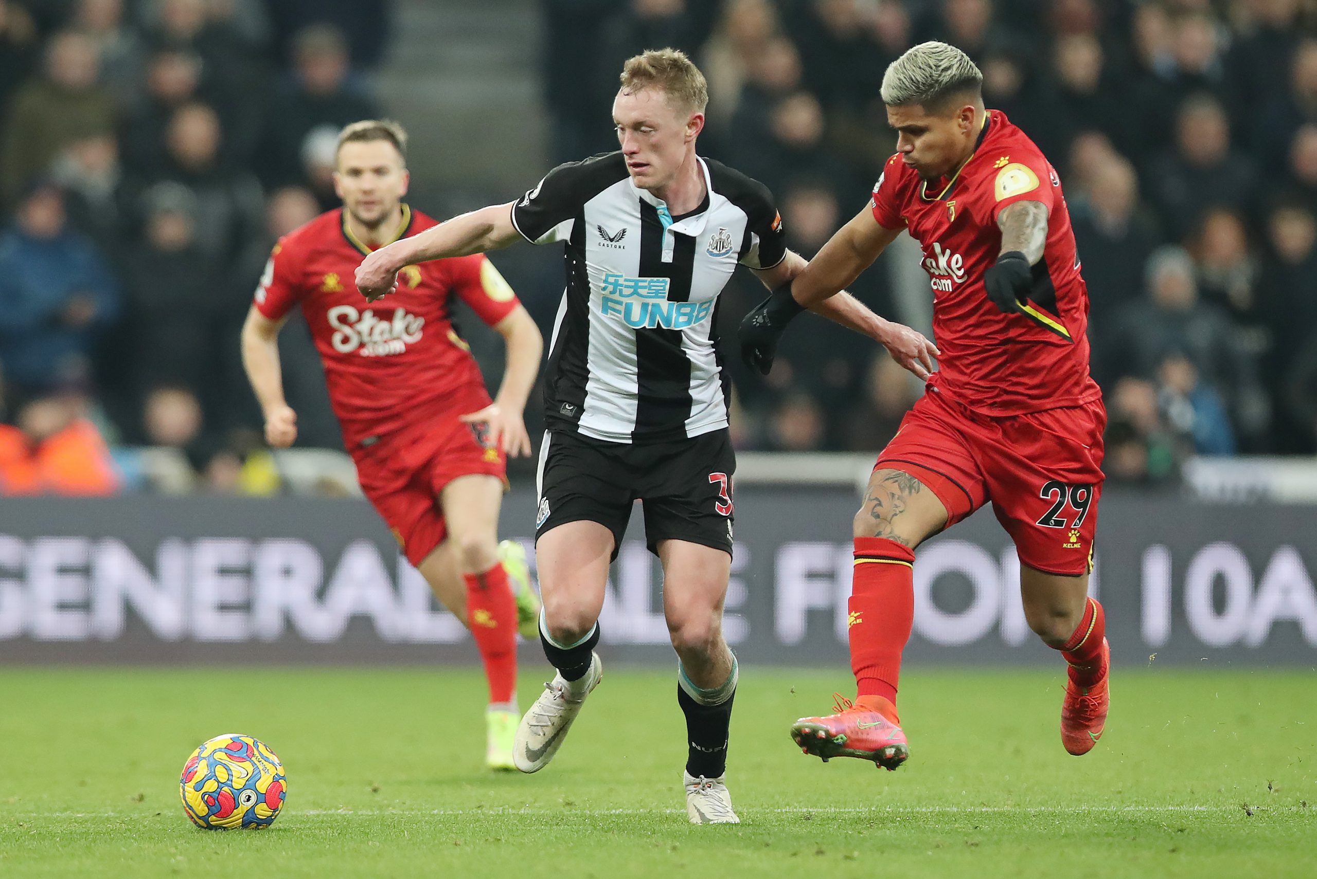 Everton target Sean Longstaff playing for Newcastle United