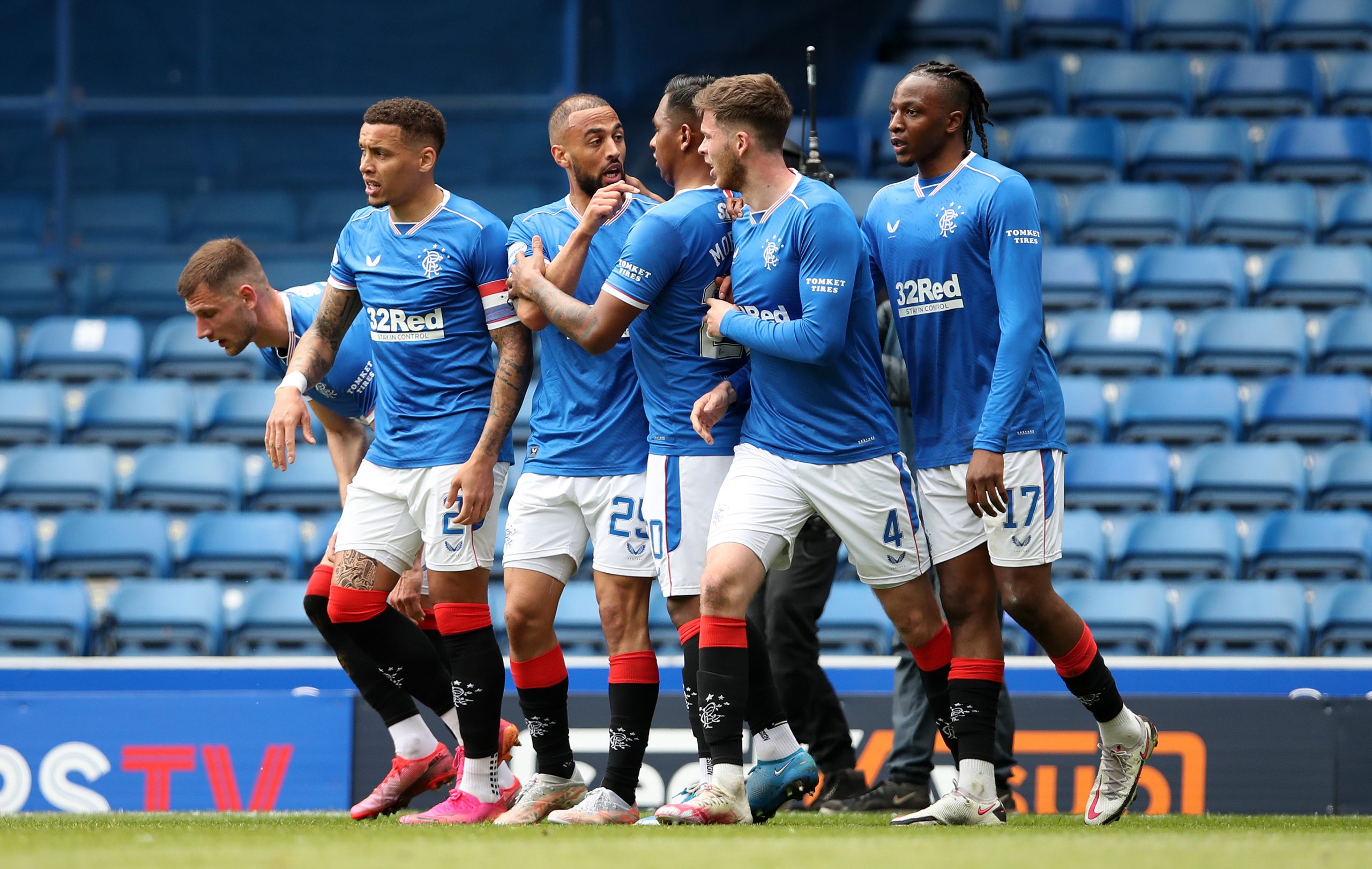 Rangers striking options Roofe and Morelos