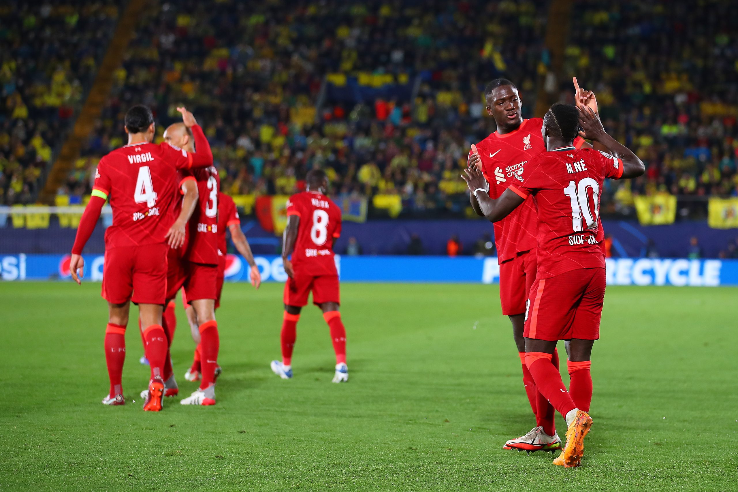 Liverpool Players celebrating victory over Villareal