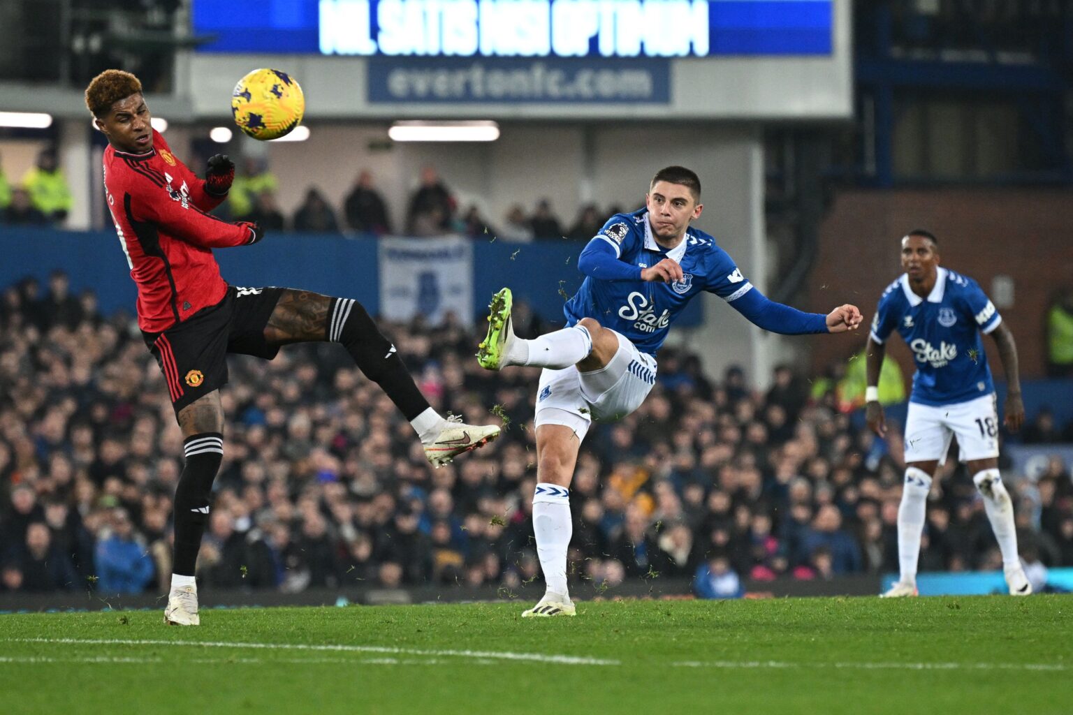 Everton player ratings vs Manchester United The 4th Official