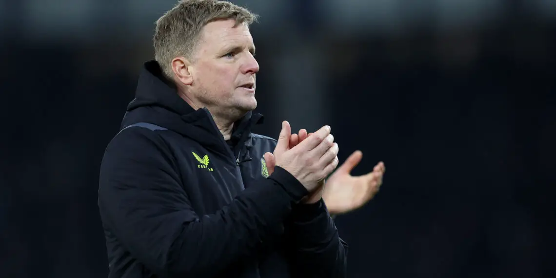 LIVERPOOL, ENGLAND - DECEMBER 07: Eddie Howe, Manager of Newcastle United, acknowledges the fans following the Premier League match between Everton FC and Newcastle United at Goodison Park on December 07, 2023 in Liverpool, England. (Photo by Clive Brunskill/Getty Images)